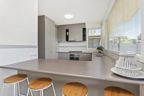 CAPELS REST CAPEL SOUND - Darwin Holiday 6