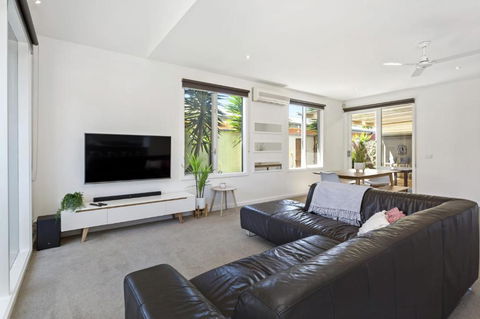 CAPELS REST CAPEL SOUND - Darwin Holiday 7