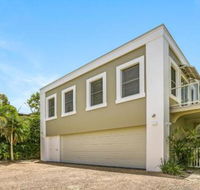Enjoy the views Sunshine Beach - Darwin Holiday