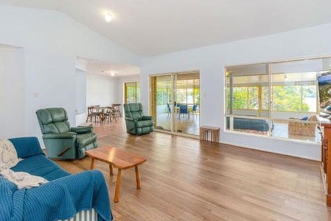 Ralphs Cottage Orion Drive Yamba Pet Friendly Free Wi Fi No Linen - Darwin Holiday 3