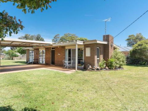 Raymond Cottage - Darwin Holiday 5