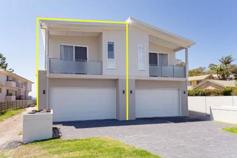 Wanda Waterfront Retreat Beautiful Beach House - Darwin Holiday 3