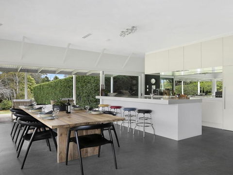 Greywood Classic Highlands Charm & Serene Living - Darwin Holiday 3