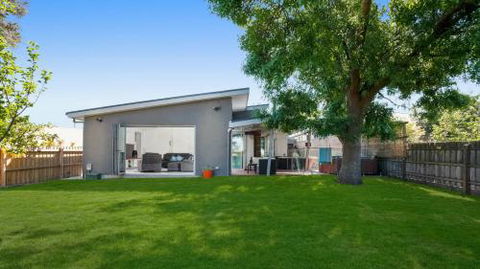 Coastal Haven - Darwin Holiday 4