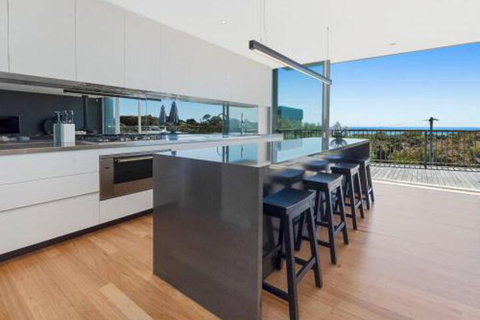 Bay Vista Amazing Bay Views With The Beach At Your Doorstop! - Darwin Holiday 2