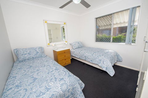 Fingal Bay Beach House 32 Lentara Street - Darwin Holiday 7