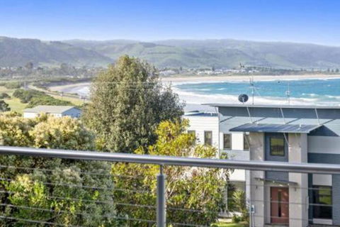 SEA SPECTACULAR Seconds From The Beach! - Darwin Holiday 5