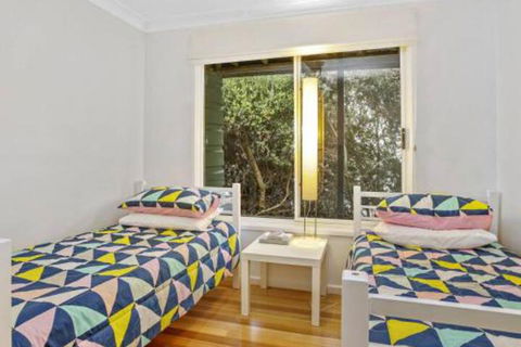 SEAVIEW Ocean Views From A Modern Townhouse - Darwin Holiday 7