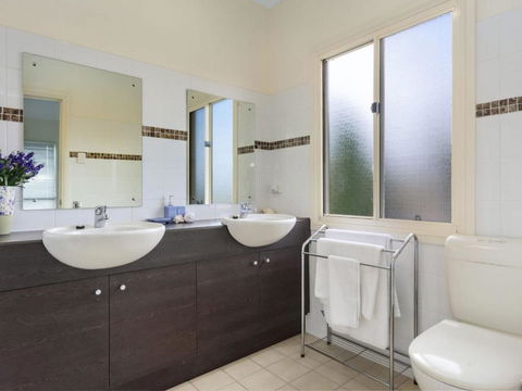 Carri Away 15 Solitude Drive - Darwin Holiday 1