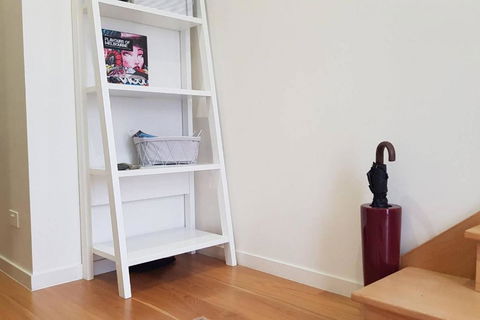 CHELSEA Family Home Close To Beach & Shops - Darwin Holiday 4