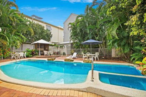 Beautiful North Facing River Views At Noosaville Unit 4 Riverside 235 Gympie Tce - Darwin Holiday 0