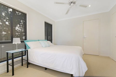 Castaways Beachside Family Retreat 44 Driftwood Drive - Darwin Holiday 5