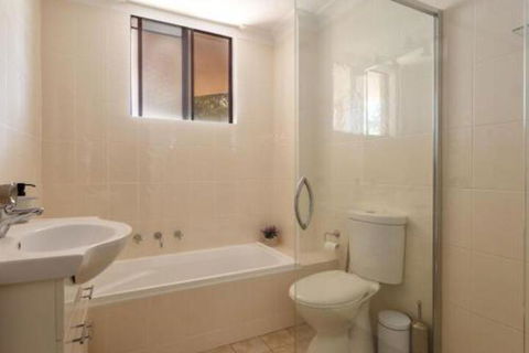 20 Booneroo â€“ Walk To The Beach - Darwin Holiday 2