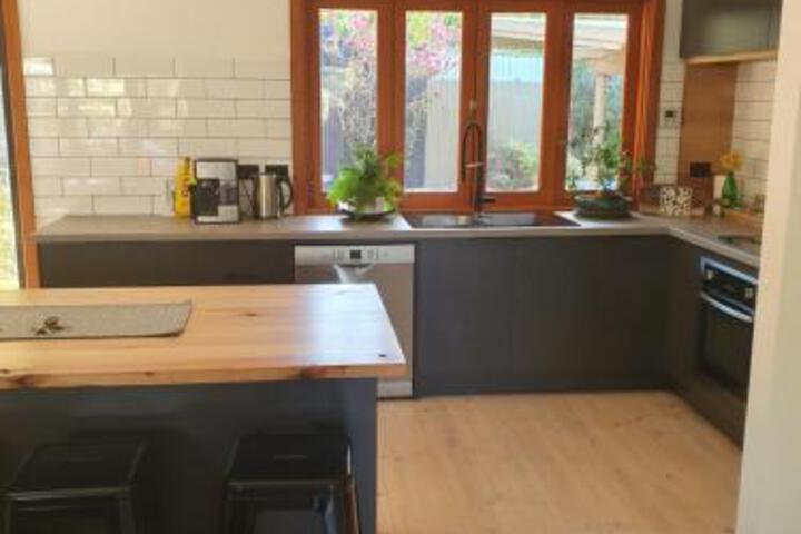 Seacliff SA Darwin Holiday