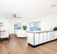 The Great Entertainer - Darwin Holiday