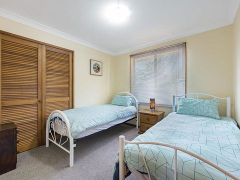 Buckland St. 29 Mollymook - Darwin Holiday 5