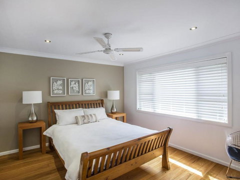 Beach Rd 24 Mollymook - Darwin Holiday 6