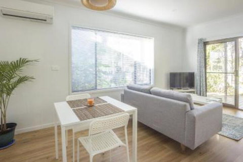 Clyde Studio 53 Mollymook - Darwin Holiday 2