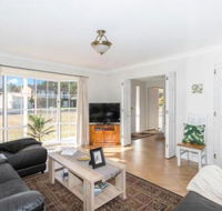 Macleay Street 23 Narrawallee - Darwin Holiday