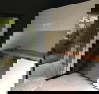 Ocean Sounds Studio - Darwin Holiday