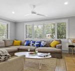 Pure Salt beach house with pool 300m to beach - Darwin Holiday