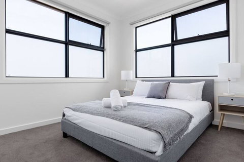 WoW Factor!luxe 4BR Townhouse@glen Waverley - Darwin Holiday 6