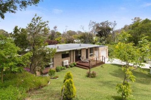 Rest Easy In Rye - Darwin Holiday 5