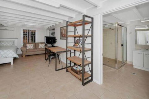 Studio 258 On Lake - Darwin Holiday 2