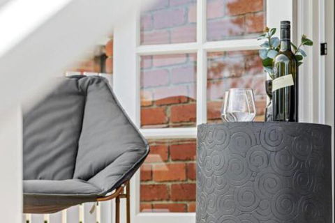 YIN YANG MOUNT ELIZA - Darwin Holiday 2