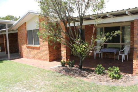2 51 Carlo Road Rainbow Beach Pets Welcome Air Conditioning Walk To The Shops - Darwin Holiday 5