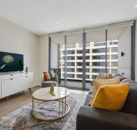 HomeHotel Luxurious High Rise Apt - Darwin Holiday