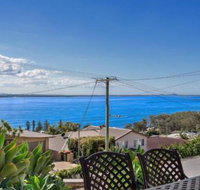 Yenangoon Walking togetherat Corlette - Darwin Holiday