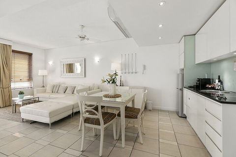 Hastings Street Unit Across Road From Beach Unit 524 32 Hastings Street - Darwin Holiday 6