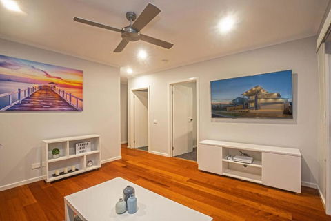 Grande Nisi Casa Cowes - Darwin Holiday 3