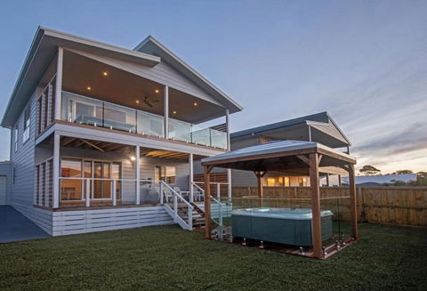 Grande Nisi Casa Cowes - Darwin Holiday 5