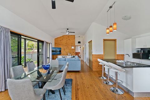 Newcastle Short Stay Apartments - Glebe Road Adamstown - Darwin Holiday 4