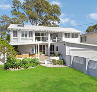 The Lake House with swimming pool - Darwin Holiday