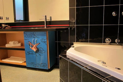 Cherry Blossom Bed & Breakfast - Darwin Holiday 0