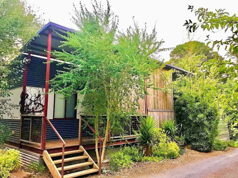 Sutton Spring Art Retreats - Darwin Holiday 1