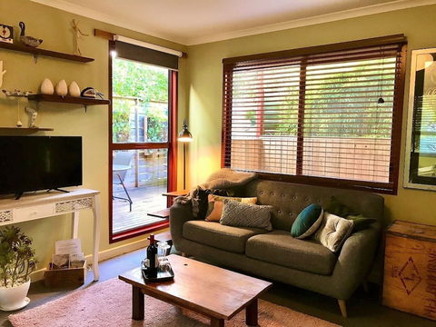 Sutton Spring Art Retreats - Darwin Holiday 3