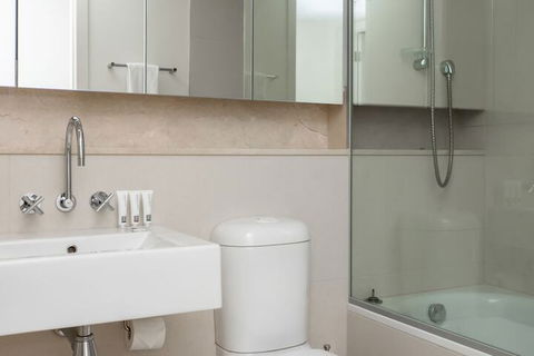 Sanctuary Apartments - Freshwater Place - Darwin Holiday 6