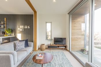 Lightshift Clunes - Darwin Holiday 5