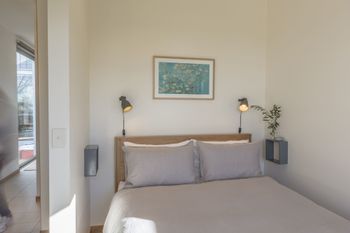 Lightshift Clunes - Darwin Holiday 4