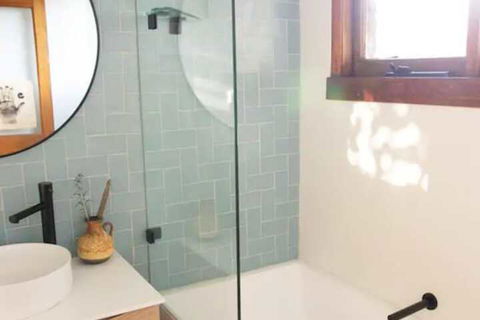 Charming Cottage With Leafy Courtyard - Darwin Holiday 2