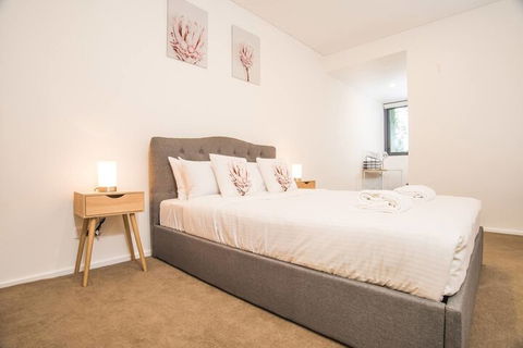 Oud Wood Apartment - Darwin Holiday 7