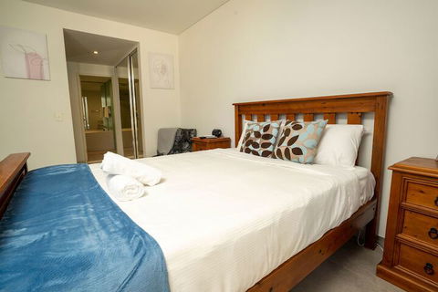 Premium 2 Bedroom Apartment - Darwin Holiday 5