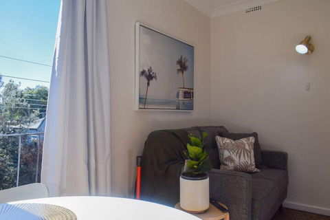 Sun-drenched 1 Bed Studio Apartment In Newtown - Darwin Holiday 6