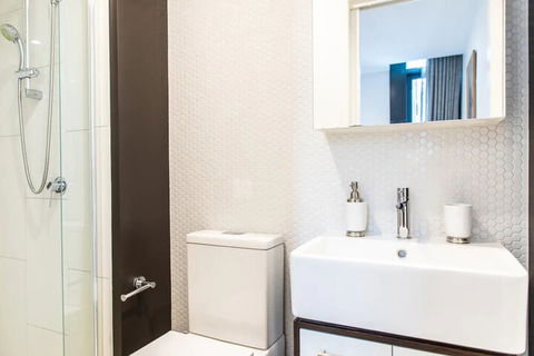 Modern & Trendy 2 Bedroom Apartment In Lovely Southbank - Darwin Holiday 4