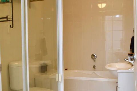 Quiet 1 Bedroom Flat In Concord - Darwin Holiday 3