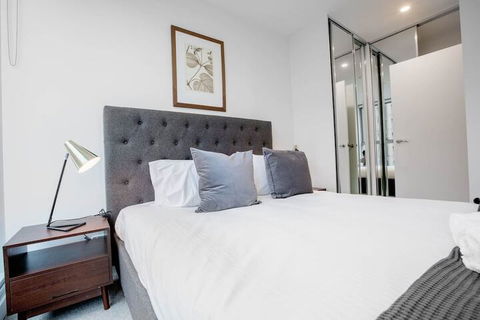 City Living At Best Location In Melbourne - Darwin Holiday 5